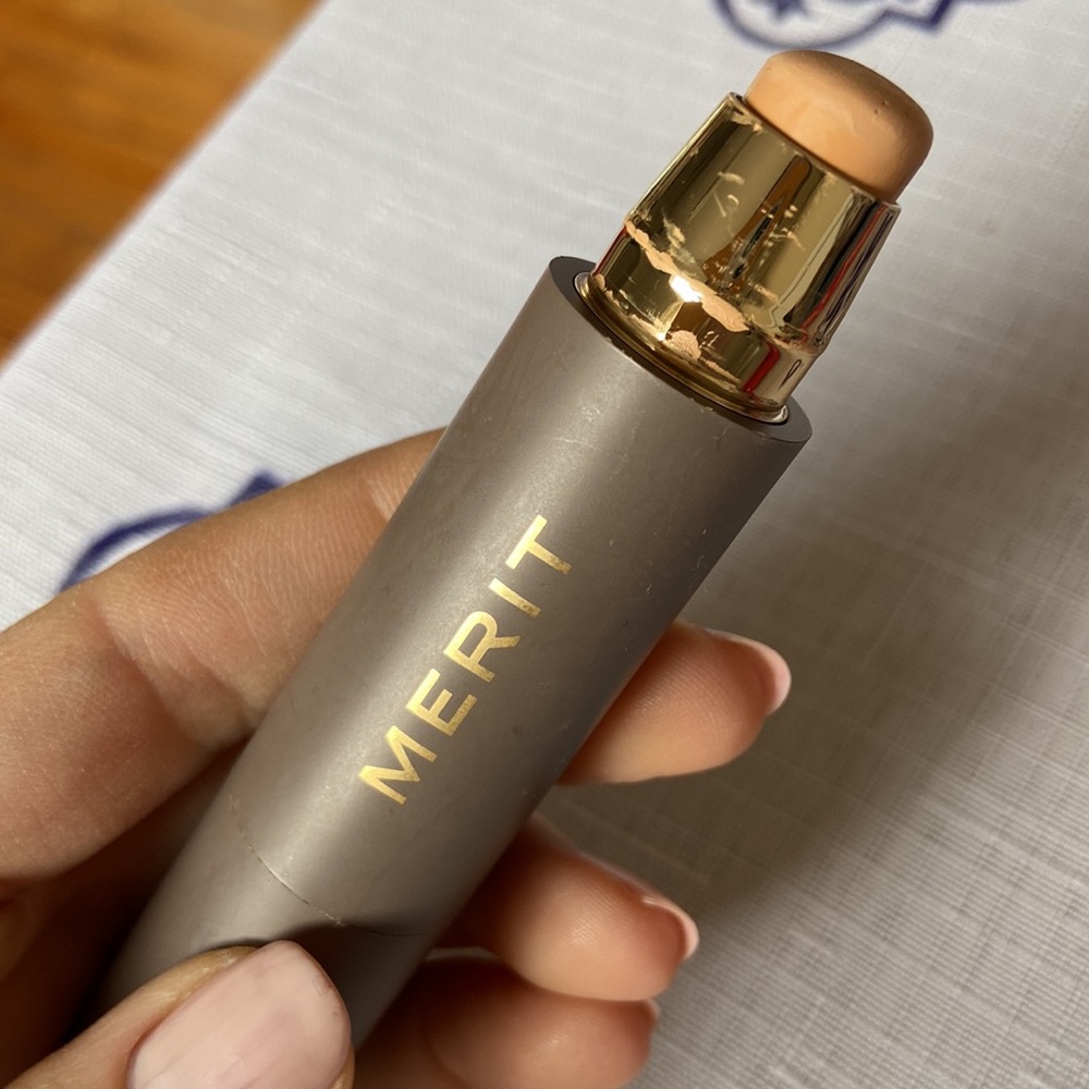 Merit beauty shade Ecru The minimalist perfection complexion stick